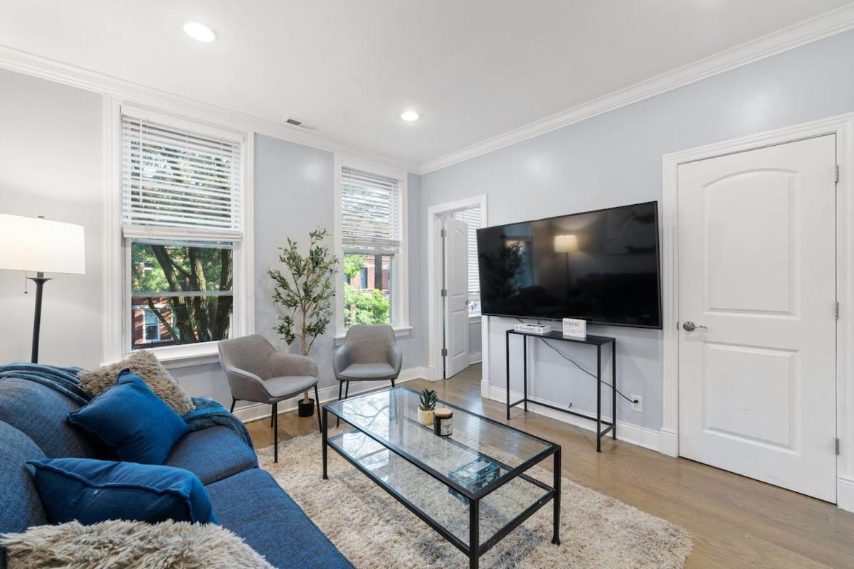 Stylish 2Br Urban Retreat In River West Chicago Bagian luar foto