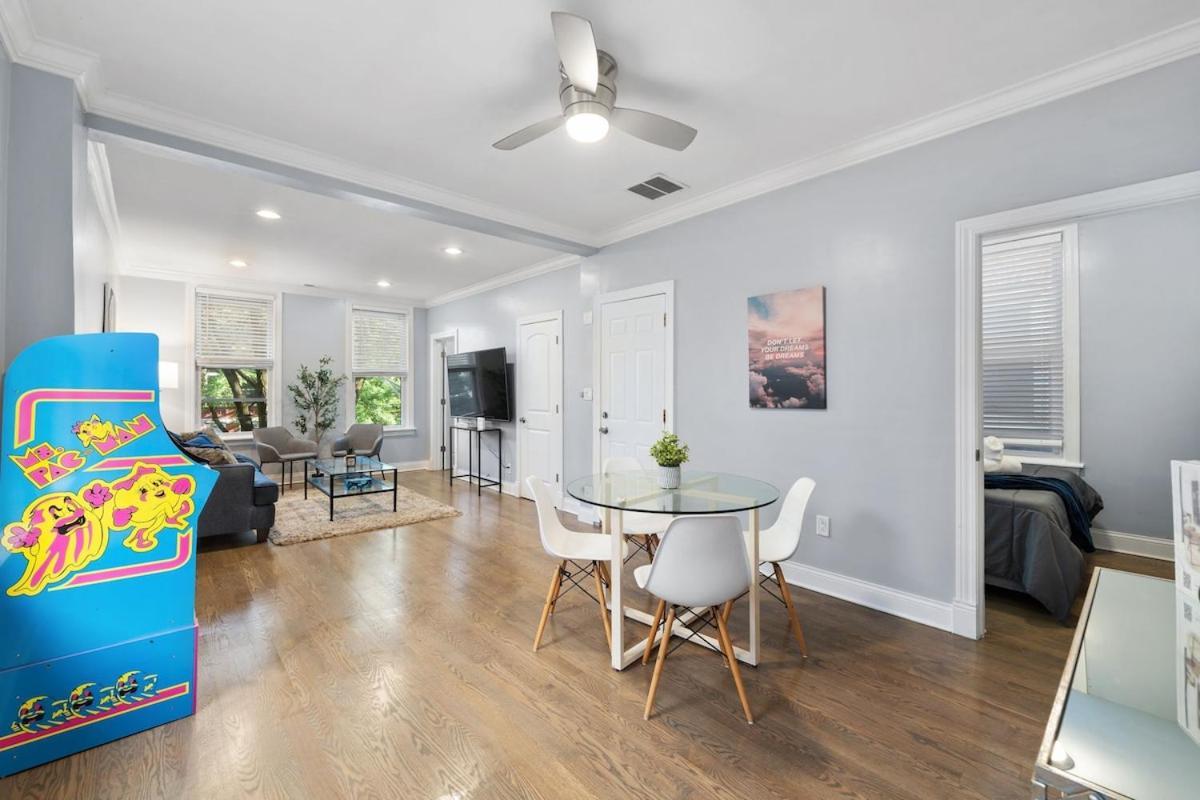 Stylish 2Br Urban Retreat In River West Chicago Bagian luar foto